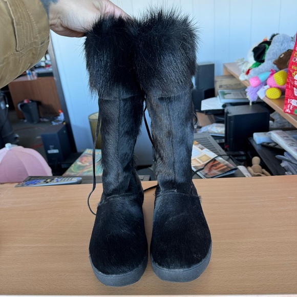 Pajar Sealskin Boots - Picture 2 of 10